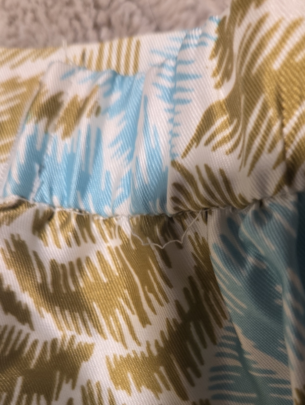 1 State Two-Piece Floral Crop Top & Skirt Set in Light Blue and Olive M - Picture 6 of 6